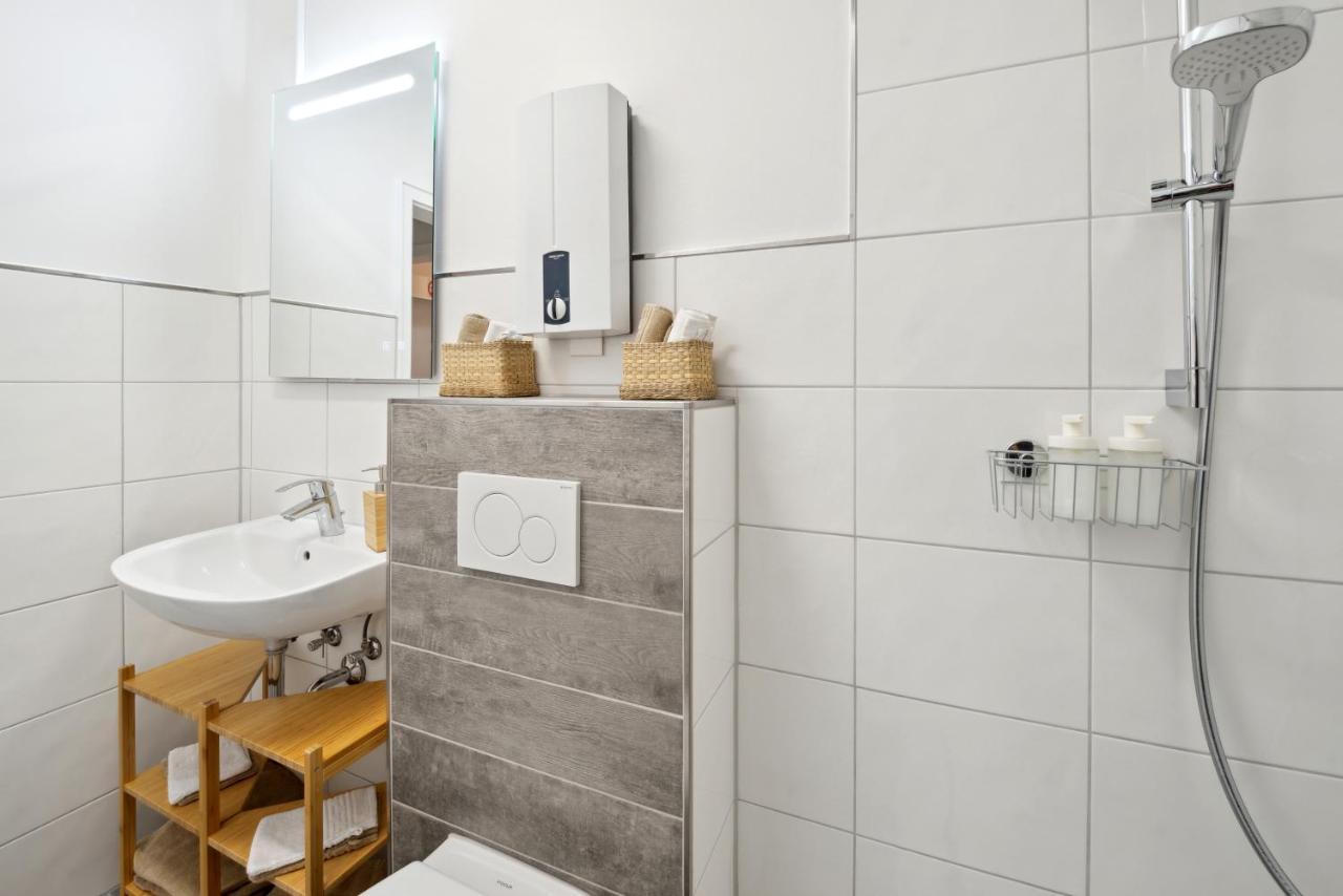 1 Zi. Wohnung, 34M², Parken, Messe Dus 杜伊斯堡 外观 照片